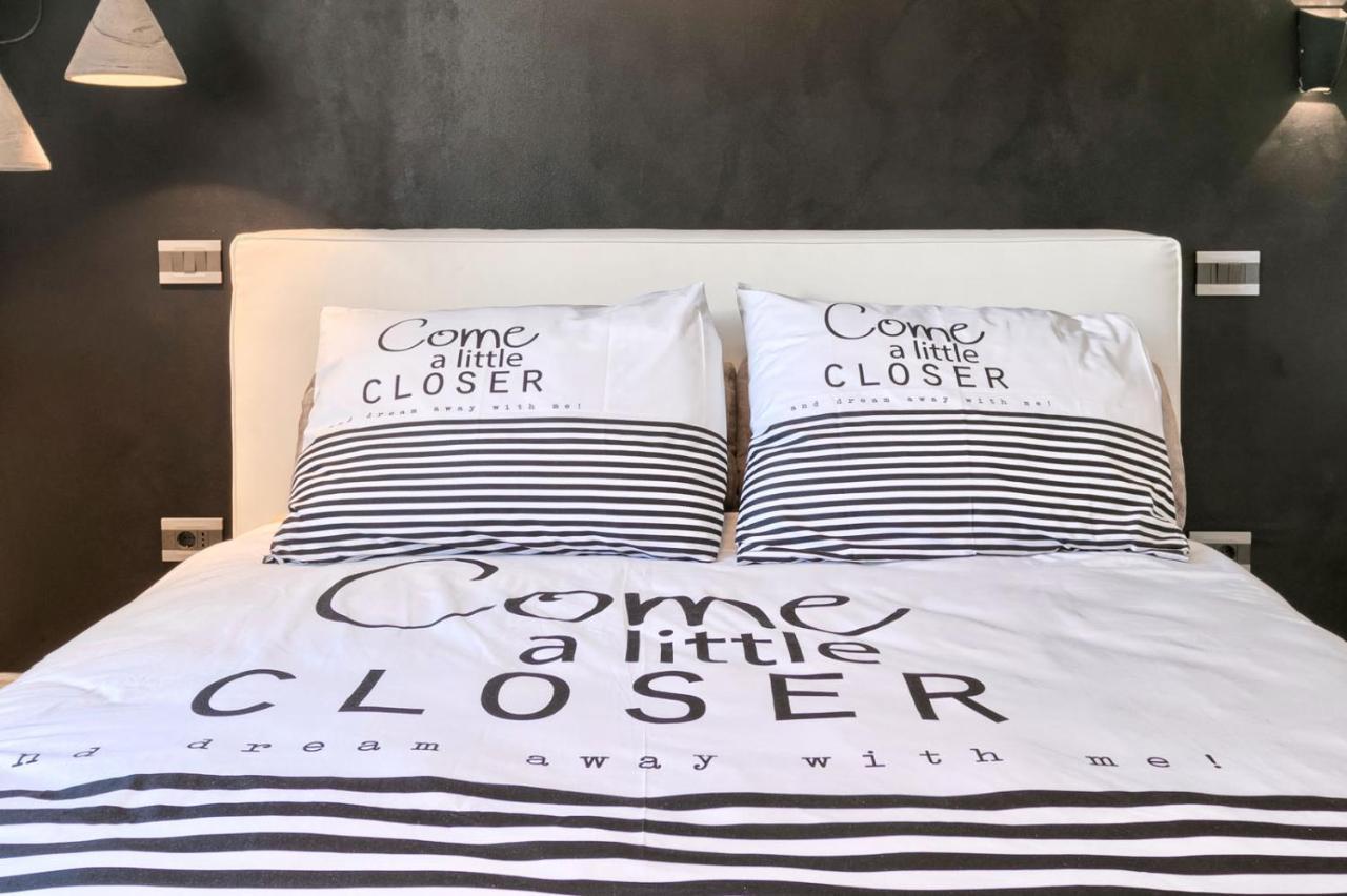 Modern Oasis Apartment Pula Luaran gambar